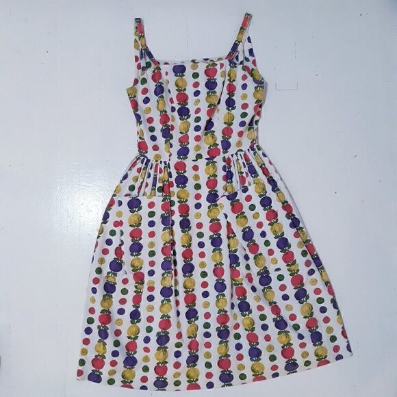 š£HOSTāPICKš£āOOAKĀ BelgianāVintageāFruityāApronāDress - Picture 2 of 15